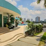 Linda Casa Com Visao Panoramica